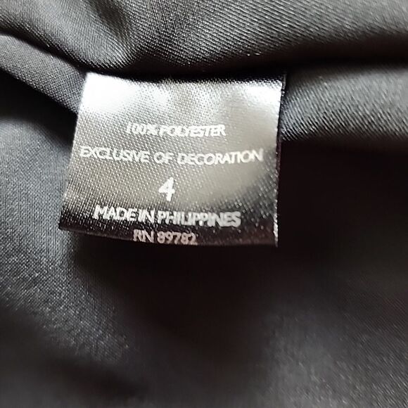 Josie Natori Textured Black Skirt 4 EUC - Picture 6 of 6